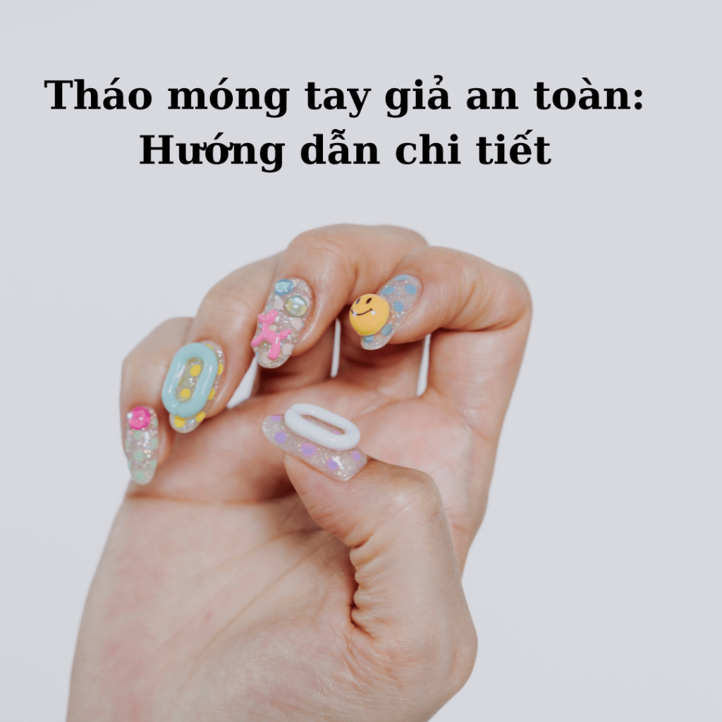 Người phụ nữ đang tháo móng tay giả an toàn bằng acetone tại nhà, thao tác nhẹ nhàng để không làm hư móng thật